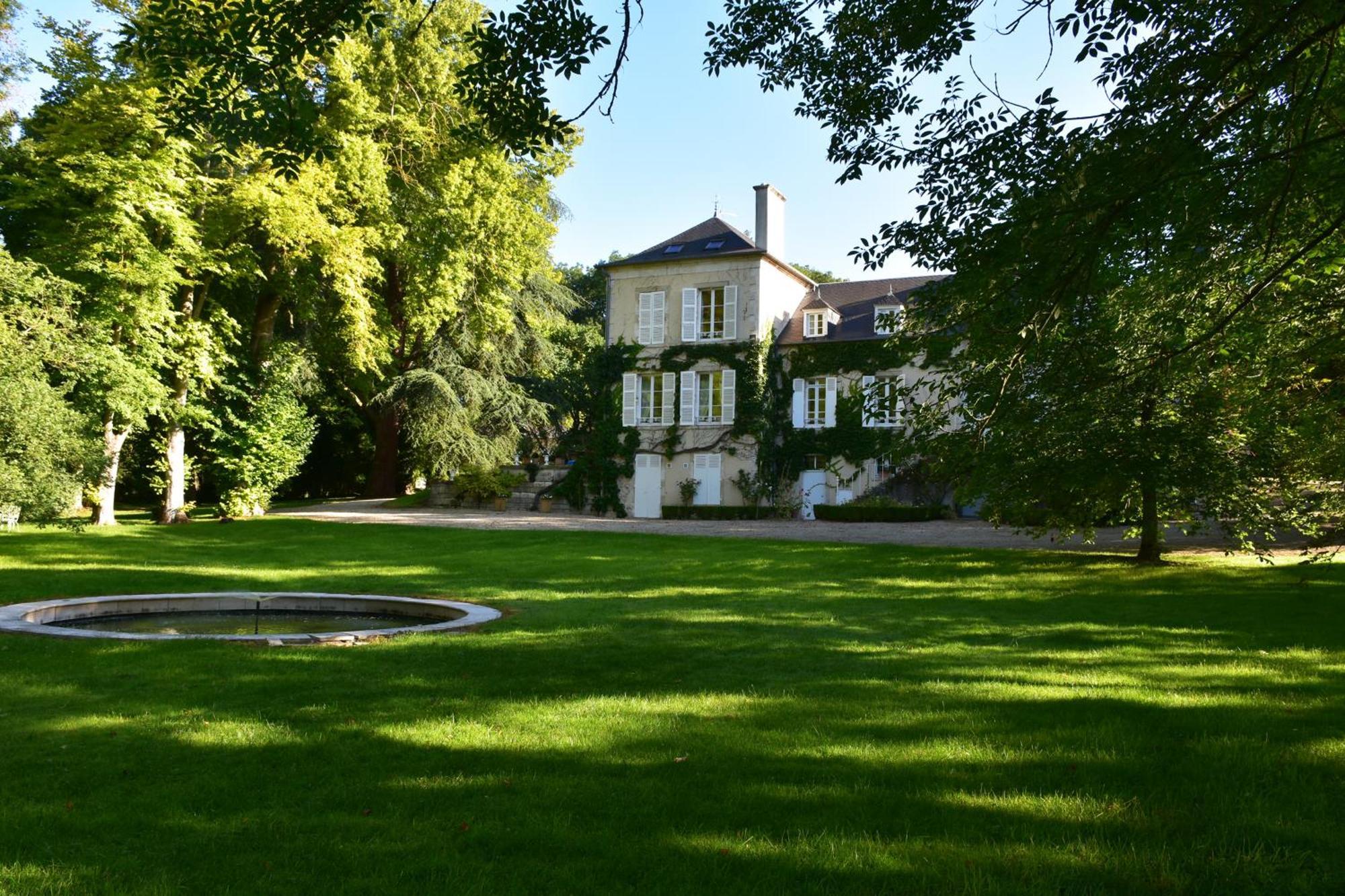 Domaine De L'Ermitage Bed & Breakfast Berry-Bouy Luaran gambar