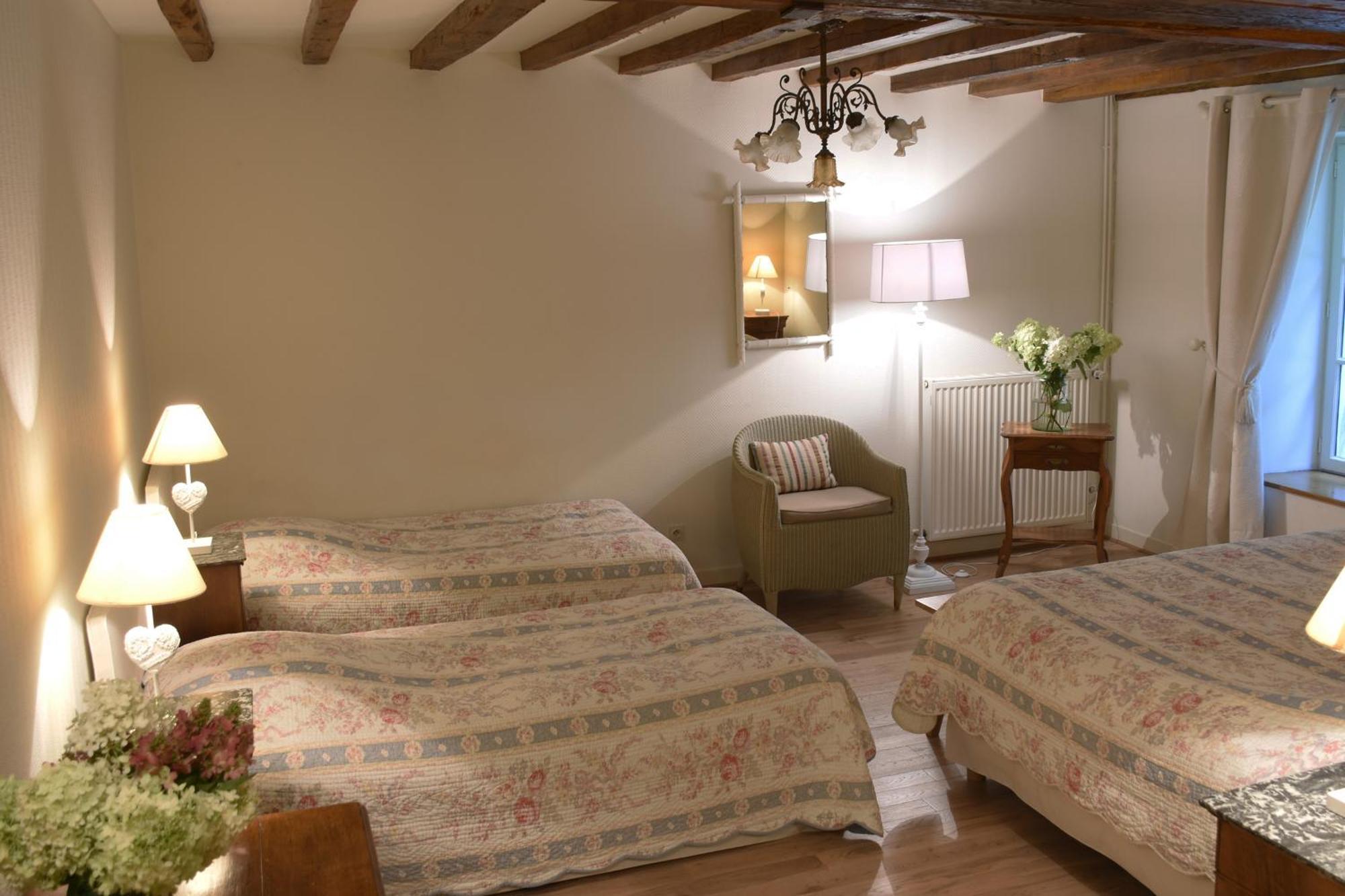 Domaine De L'Ermitage Bed & Breakfast Berry-Bouy Luaran gambar